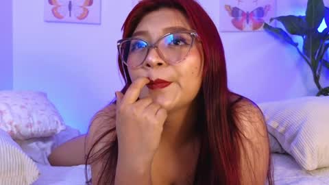 Tila Tequila online show from March 31, 7:09 am