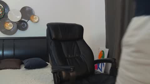 ask me online show from January 13, 8:37 am