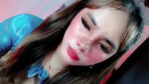 Snapshot of timea_slut69xx chatting on October 25, 9:06 am Happy Birthday To Me online show from October 25, 9:06 am