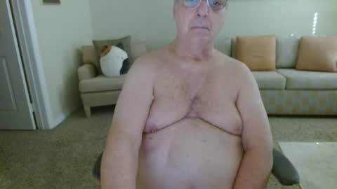 Snapshot of timealone120000 chatting on October 12, 5:23 pm timealone120000 online show from October 12, 5:23 pm