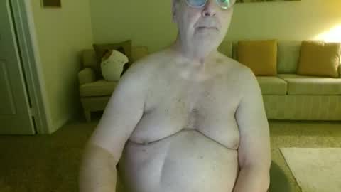 Snapshot of timealone120000 chatting on October 18, 12:02 am timealone120000 online show from October 18, 12:02 am