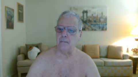 Snapshot of timealone120000 chatting on October 21, 6:30 pm timealone120000 online show from October 21, 6:30 pm