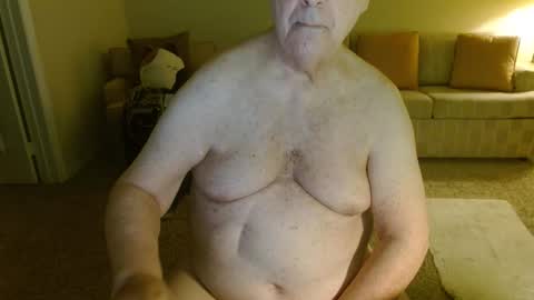 Snapshot of timealone120000 chatting on November 11, 12:32 am timealone120000 online show from November 11, 12:32 am