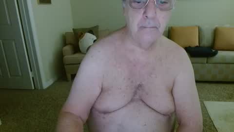 Snapshot of timealone120000 chatting on December 1, 6:46 pm timealone120000 online show from December 1, 6:46 pm