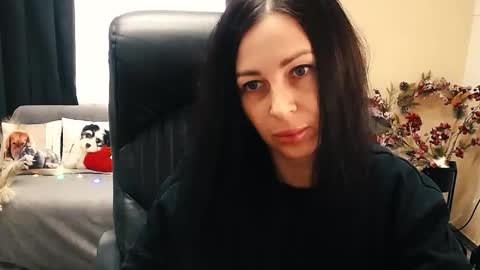 Luisa online show from October 7, 8:11 am