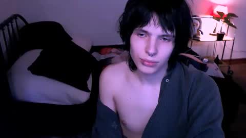 Snapshot of timi_moon chatting on November 13, 7:02 pm timi_moon online show from November 13, 7:02 pm