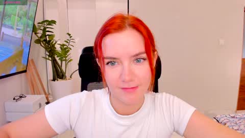 Snapshot of timissi chatting on January 26, 12:48 am Timis but I prefer you whisper to my ear my girl online show from January 26, 12:48 am