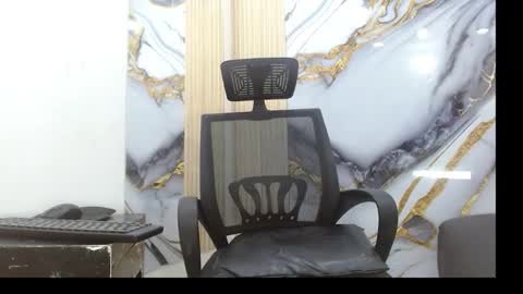 Snapshot of timmcloud chatting on December 13, 10:15 pm Timm online show from December 13, 10:15 pm