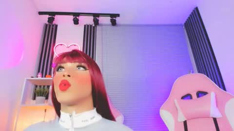 Snapshot of timmy_boyy chatting on November 18, 1:33 am Hallie And Annie online show from November 18, 1:33 am