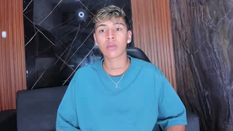 Timmy King -. online show from December 3, 9:35 pm