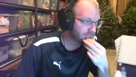 timtimmyyyy online show from September 23, 7:06 pm