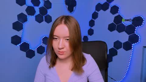 Snapshot of tina_blade_ chatting on December 20, 10:44 am tina_blade_ online show from December 20, 10:44 am