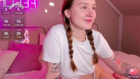 Stella online show from April 11, 12:59 am