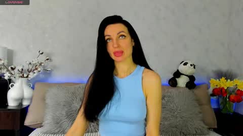 Tina online show from April 19, 10:47 am