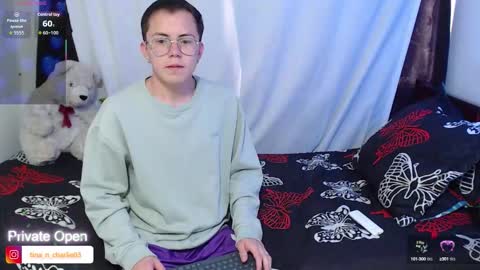 Snapshot of tina_n_charlie chatting on September 20, 1:23 pm Tina N Charlie online show from September 20, 1:23 pm