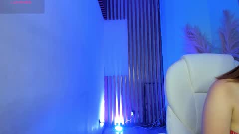 Tina  online show from December 21, 5:03 am