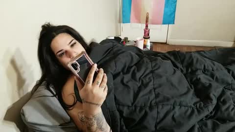 Snapshot of tinablow chatting on March 3, 7:54 am Tina Blow online show from March 3, 7:54 am