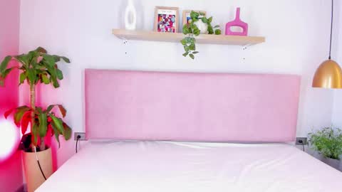 Tina online show from October 31, 11:55 am