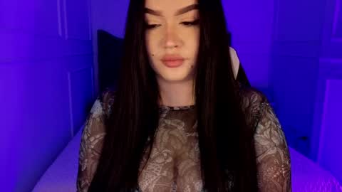 hi im curvy babyface girlie Tina online show from May 1, 2:43 pm
