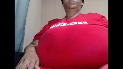 tinagiant online show from November 17, 1:06 pm