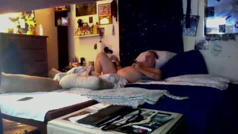 tinalover4u2 online show from October 9, 5:00 pm