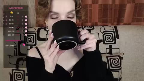 Tina online show from December 18, 5:13 am