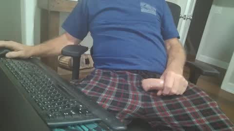 Snapshot of tincup430 chatting on October 20, 11:32 am 5 day load on deck online show from October 20, 11:32 am