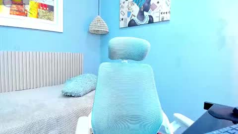 Snapshot of tinisweet chatting on October 1, 3:23 am tinisweet online show from October 1, 3:23 am