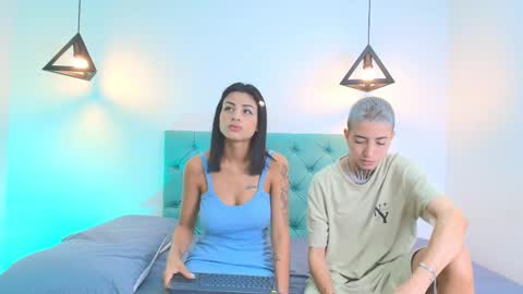 Snapshot of tinny_and_candy chatting on February 28, 1:25 pm TINNY AND CANDY online show from February 28, 1:25 pm