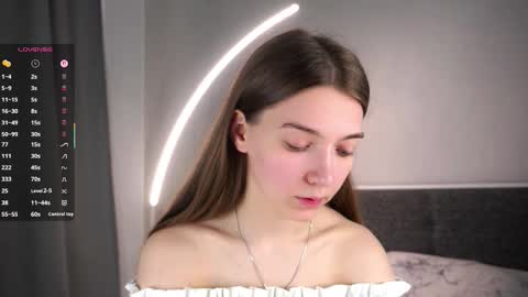 Snapshot of tiny_bunny__ chatting on September 18, 4:47 am Sofia online show from September 18, 4:47 am