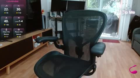 Tiny Caroline online show from November 27, 10:12 pm