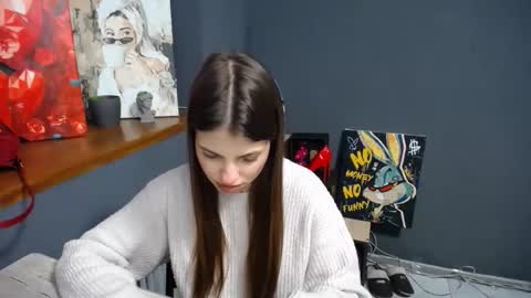 Gloria online show from December 1, 8:08 am