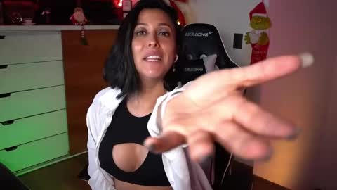 Ana Molly online show from December 15, 7:02 am