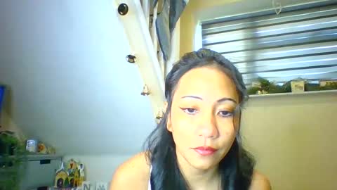 Tinyasian911718 sweetinyasian instagram online show from December 30, 1:03 pm