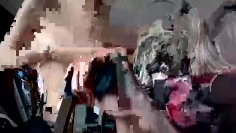 Snapshot of tinykylie chatting on February 25, 6:31 pm stage Kylie Sinner brand CLITBAIT online show from February 25, 6:31 pm