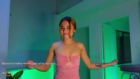 Snapshot of tinyw0nder chatting on February 13, 8:24 pm Instagram tinyw0nder online show from February 13, 8:24 pm