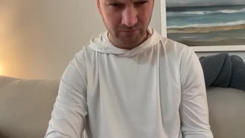 tiptop1088 online show from March 19, 6:45 pm