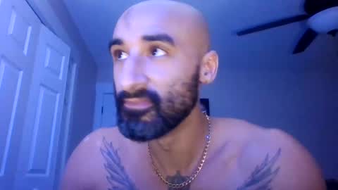 Snapshot of titanfit101 chatting on November 4, 7:18 am Titan online show from November 4, 7:18 am