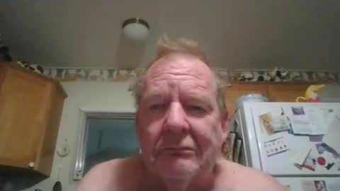 Snapshot of tiusflow chatting on December 2, 11:37 am tiusflow online show from December 2, 11:37 am