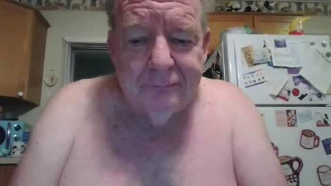 Snapshot of tiusflow chatting on December 17, 11:16 am tiusflow online show from December 17, 11:16 am