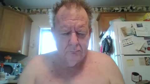 Snapshot of tiusflow chatting on December 18, 1:17 pm tiusflow online show from December 18, 1:17 pm