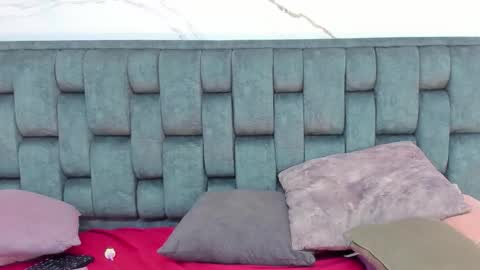 Tivizay online show from February 3, 3:06 pm