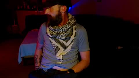 Snapshot of tj_the_man chatting on November 30, 8:18 am TJ online show from November 30, 8:18 am