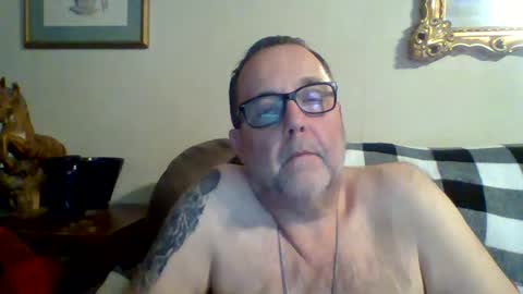 Snapshot of tnvols1968 chatting on February 21, 11:43 pm Vols online show from February 21, 11:43 pm