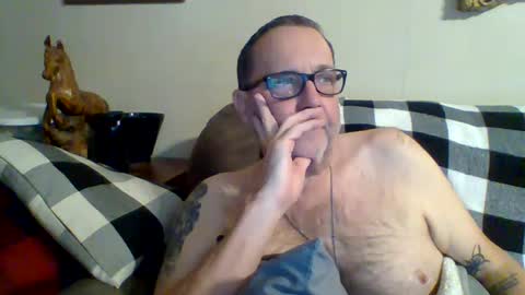 Snapshot of tnvols1968 chatting on February 25, 1:30 am Vols online show from February 25, 1:30 am