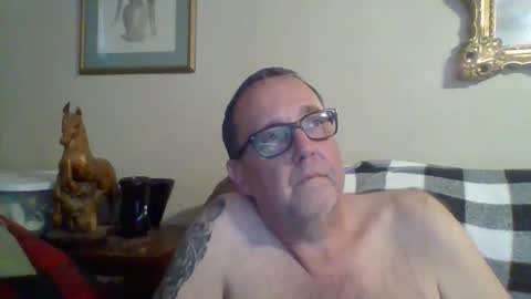 Snapshot of tnvols1968 chatting on October 14, 10:43 pm Vols online show from October 14, 10:43 pm