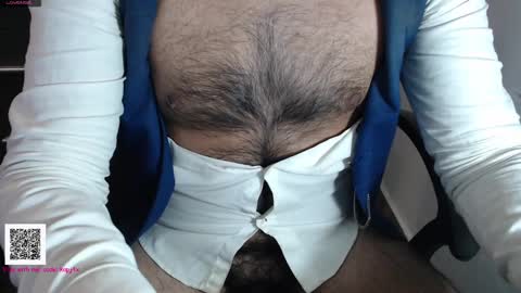 Leonel online show from December 8, 8:47 pm