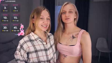 Snapshot of tobicovitt chatting on September 10, 6:46 am Mary online show from September 10, 6:46 am