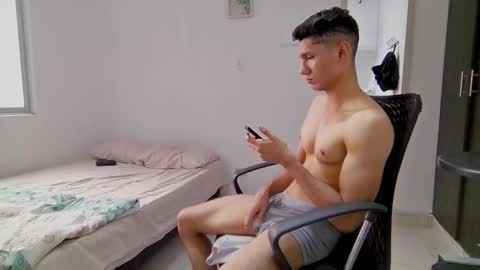 Sebas online show from October 17, 5:37 pm