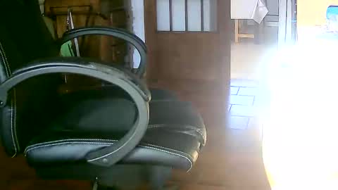 Tobiko online show from December 17, 3:17 pm